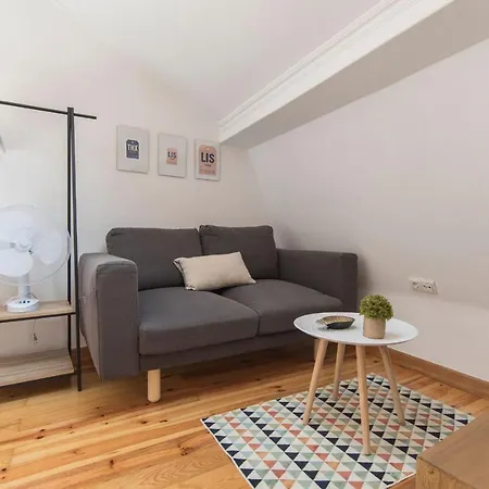 Lovelystay Vintage Loft Near Martim Moniz Apartamento