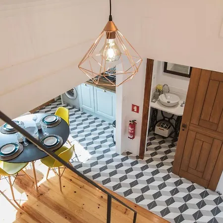 Lovelystay Vintage Loft Near Martim Moniz Apartamento *