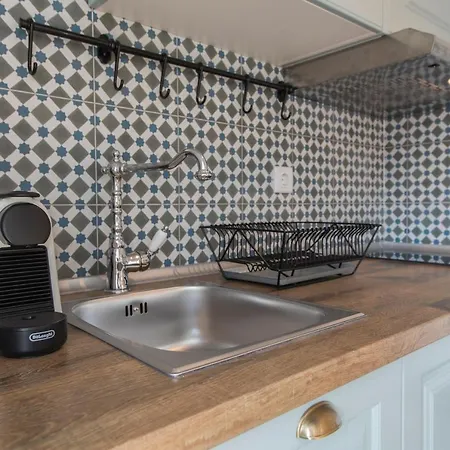 Lovelystay Vintage Loft Near Martim Moniz